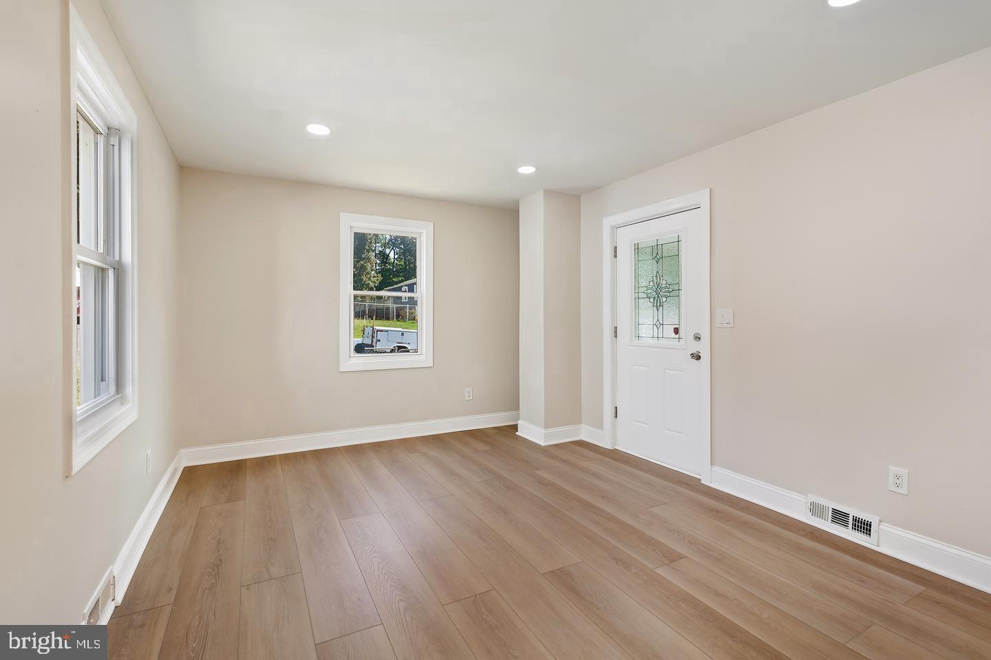 2909 Louisiana Ave Property Photo 6