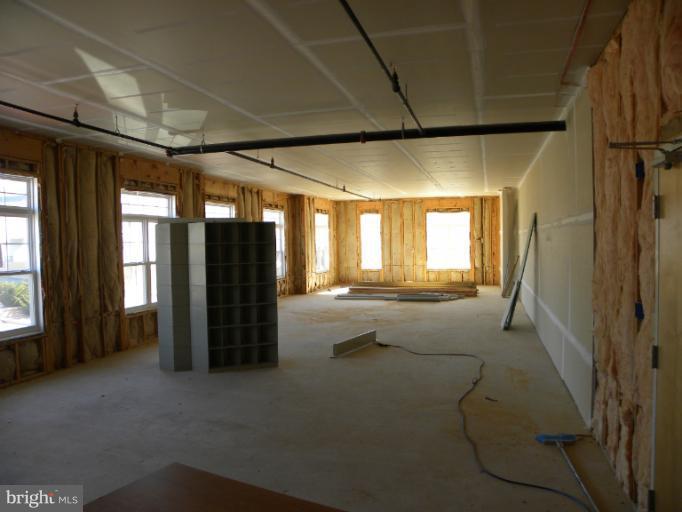 489 202 Main Street St #202 Property Photo 2