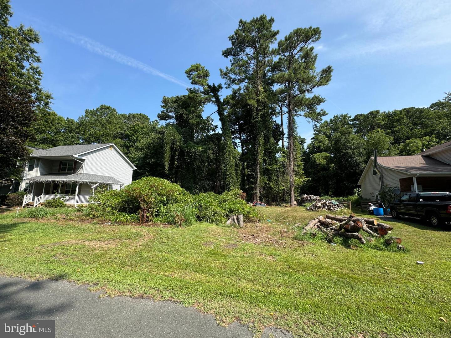 1044 Redeye Rd Property Photo 1