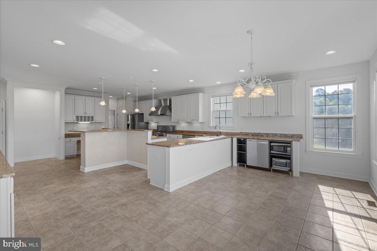 2580 Whippoorwill Way Property Photo 13
