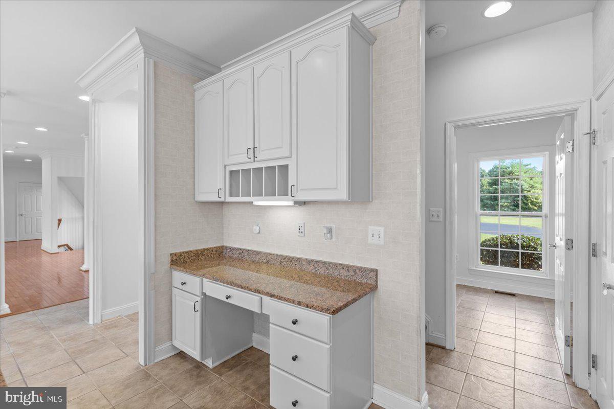 2580 Whippoorwill Way Property Photo 17