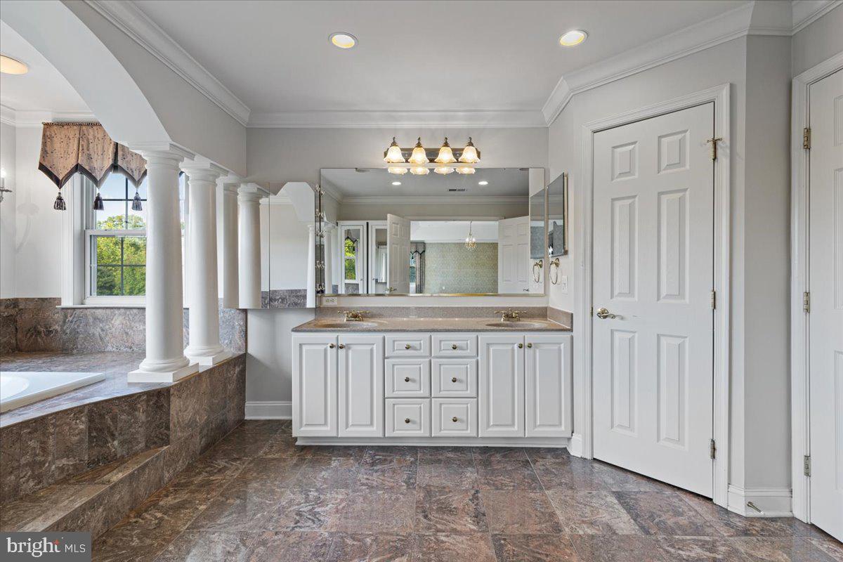 2580 Whippoorwill Way Property Photo 58