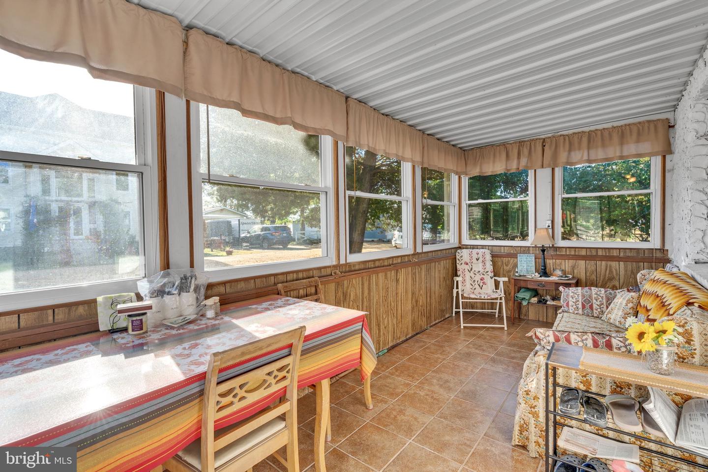 3096 Calvert Blvd Property Photo 4