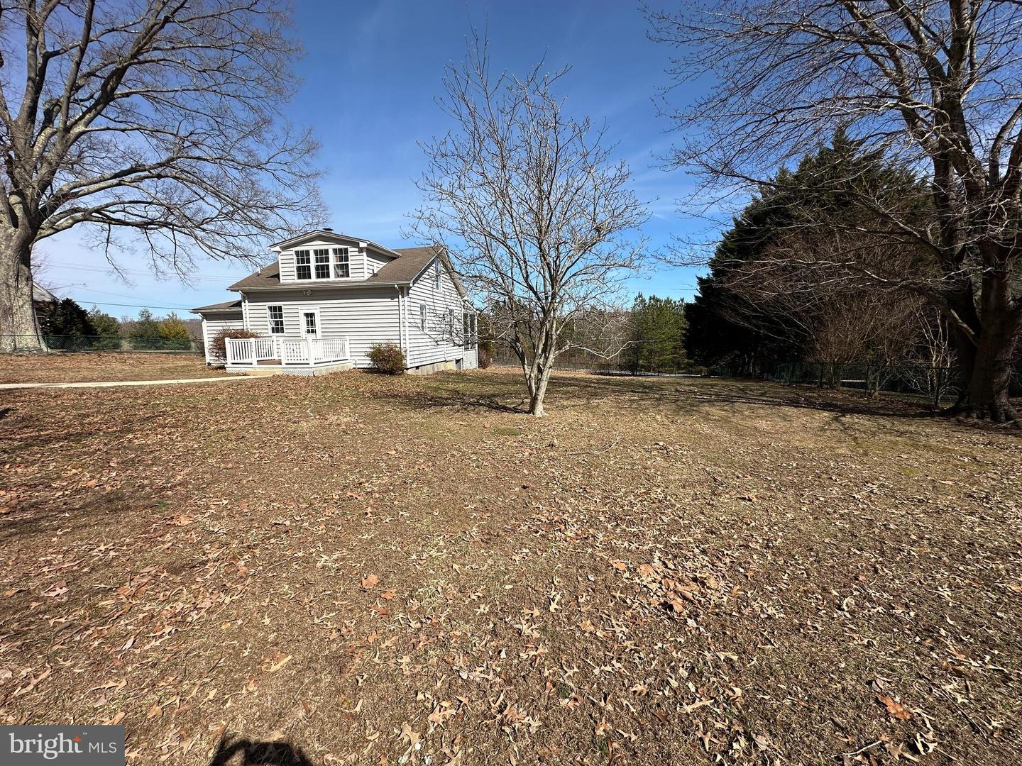 8579 Nursery Rd Property Photo 2