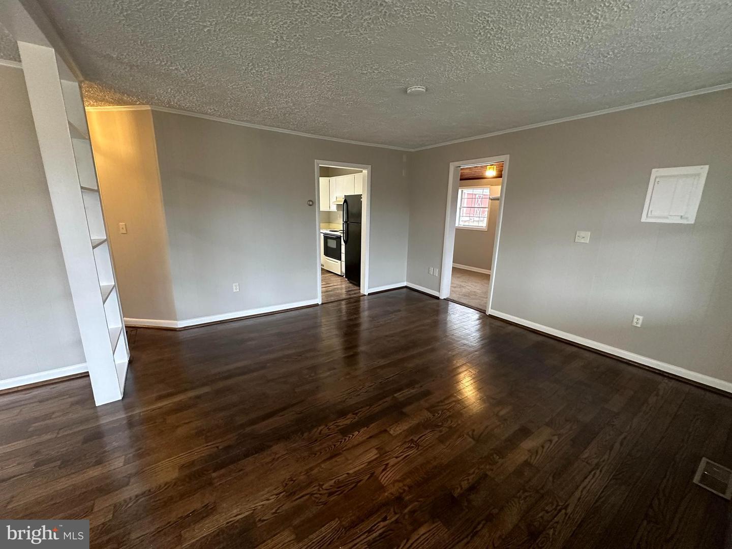 8579 Nursery Rd Property Photo 8