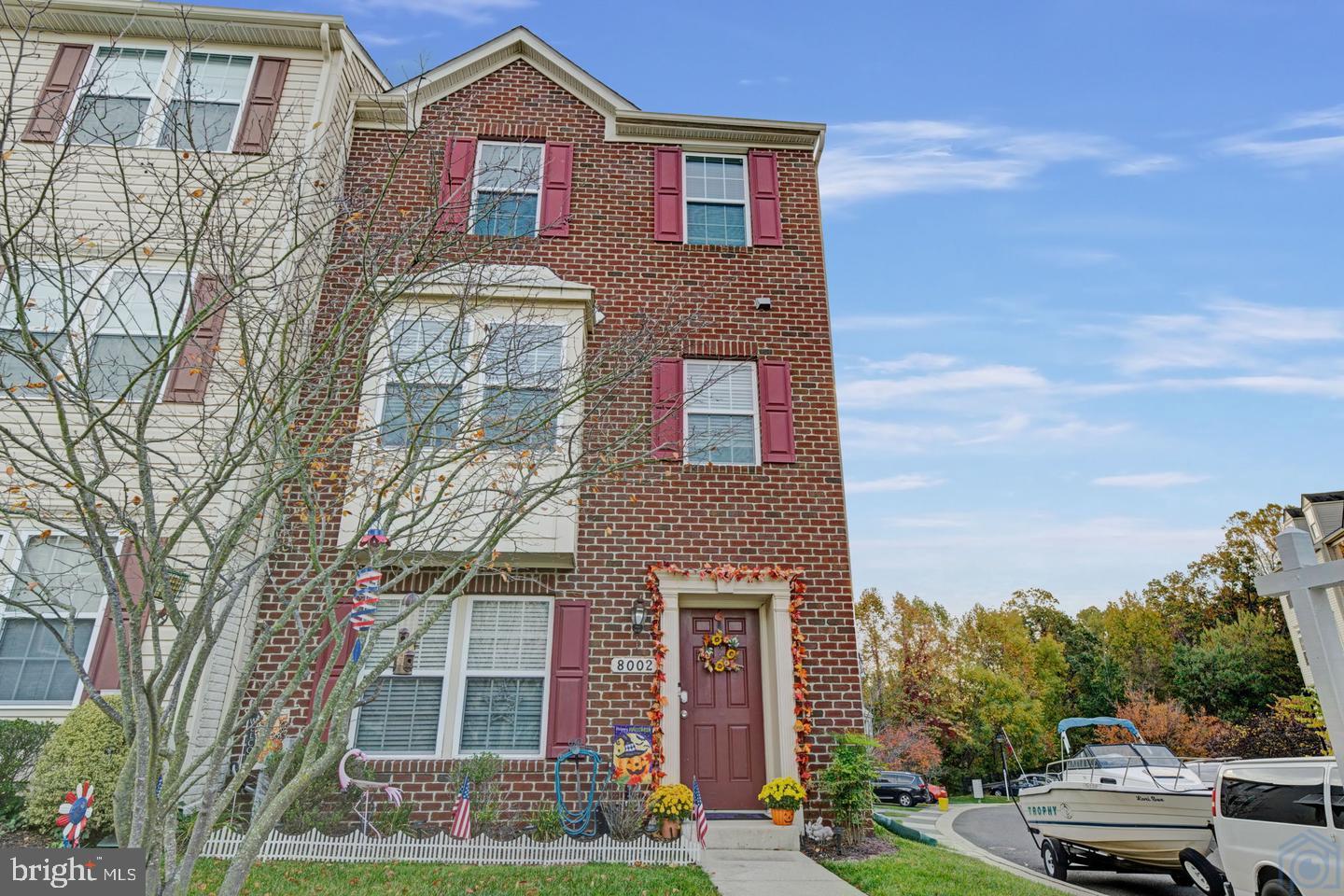 8002 Forest Ridge Dr #4 Property Photo
