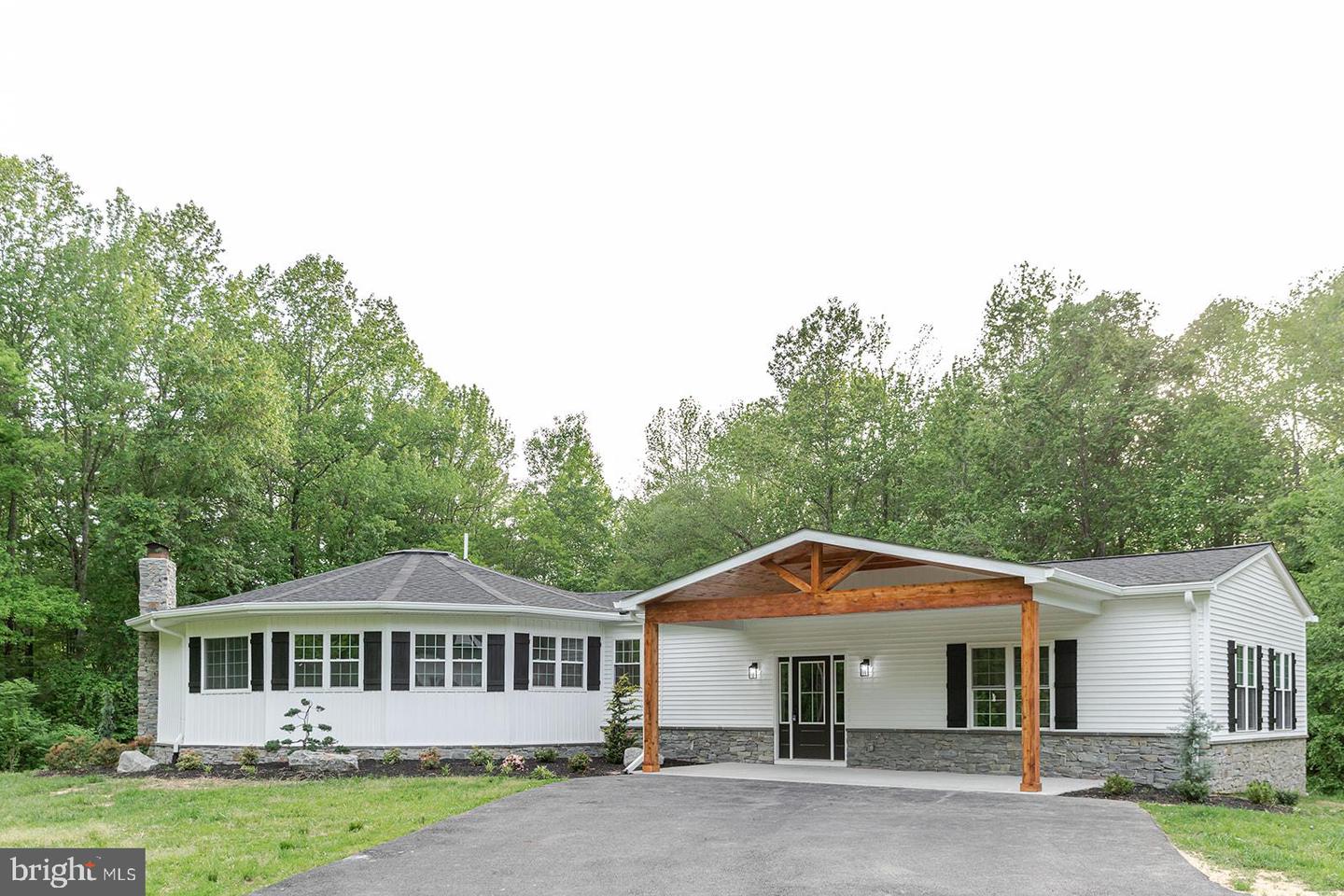 1160 Plum Point Rd Property Photo