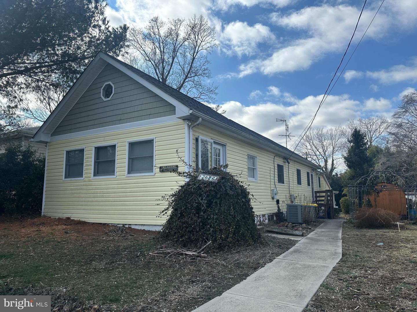 7526 C St Property Photo