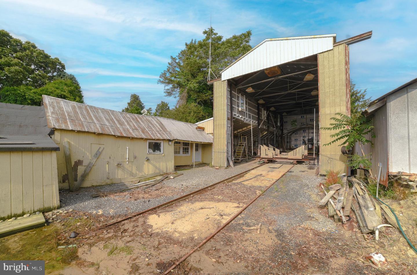 620 Wards Rd Property Photo 11