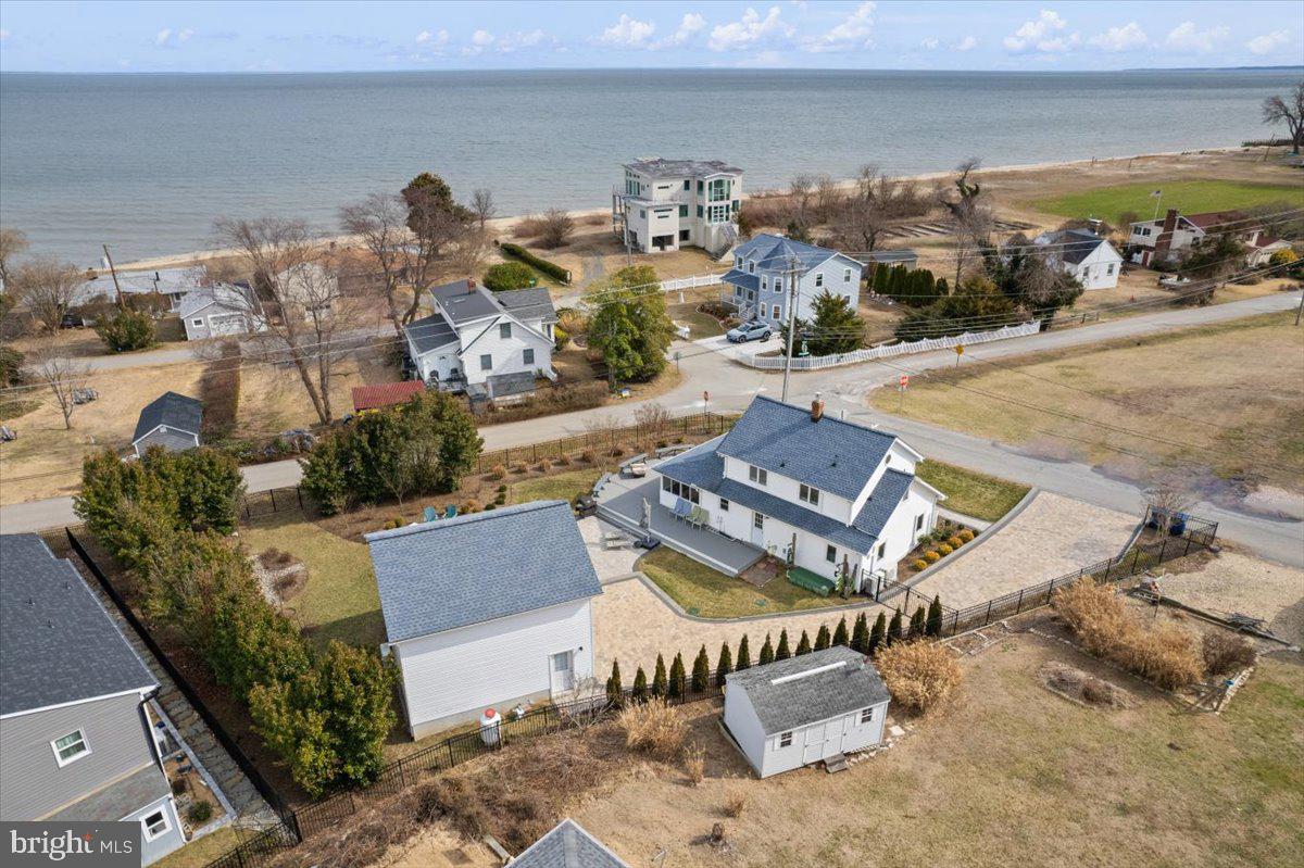 5122 Bay Pkwy Property Photo