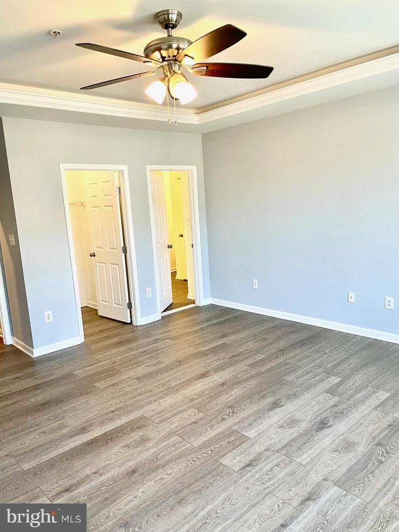 8005 Forest Ridge Dr #9 Property Photo 11