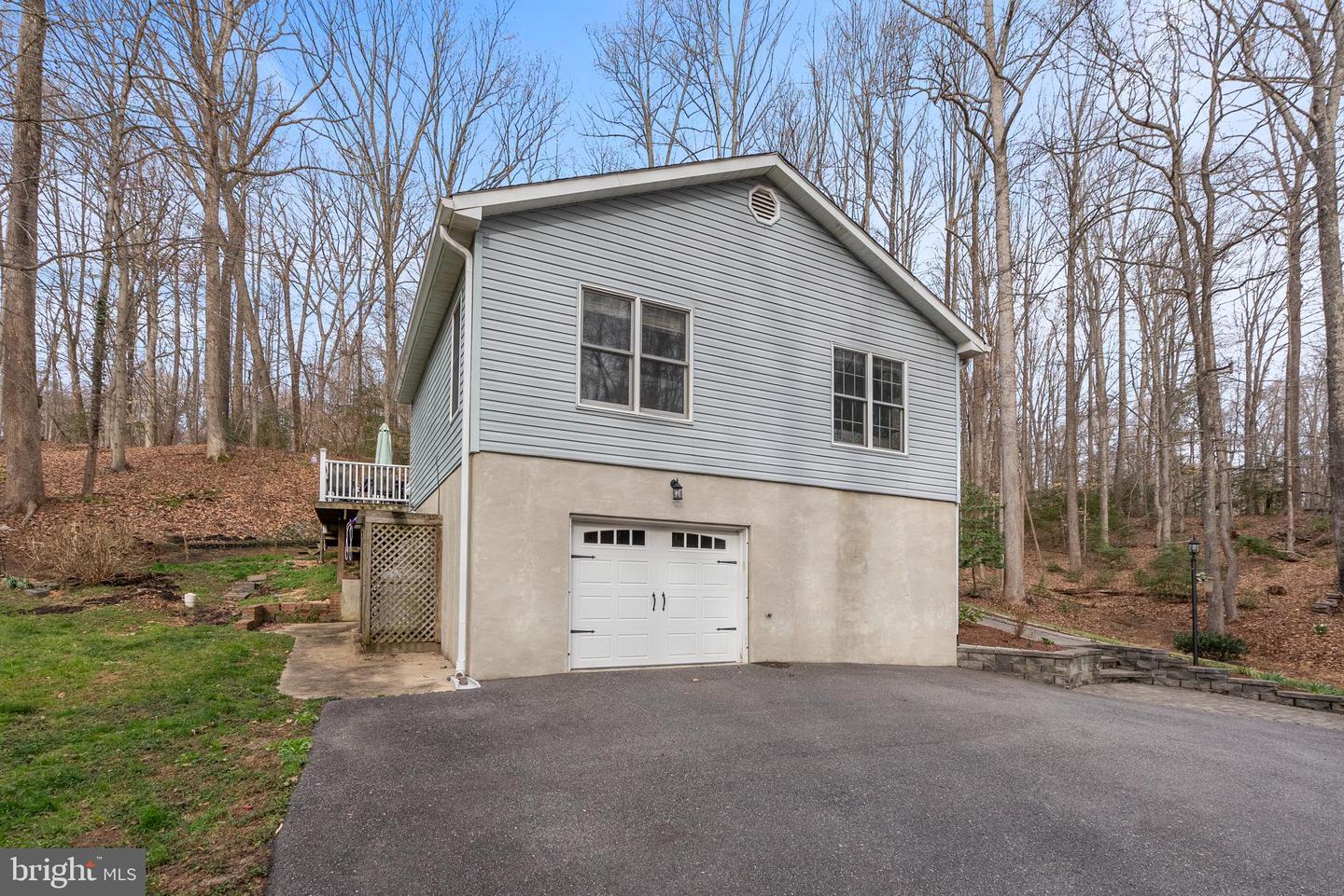 151 Autumn Ct Property Photo 6