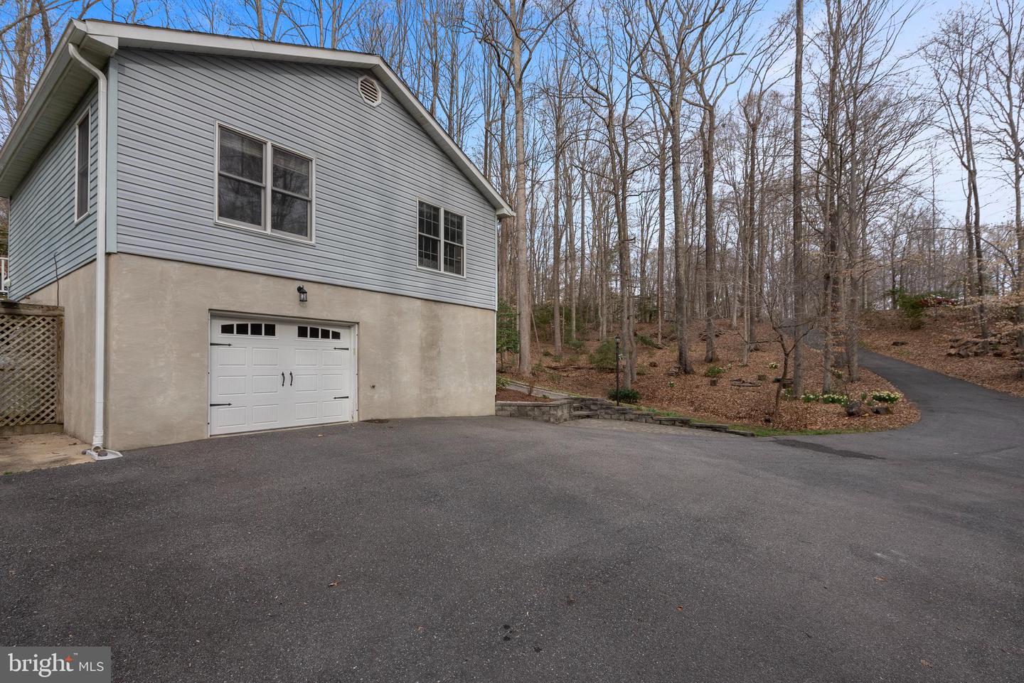 151 Autumn Ct Property Photo 7