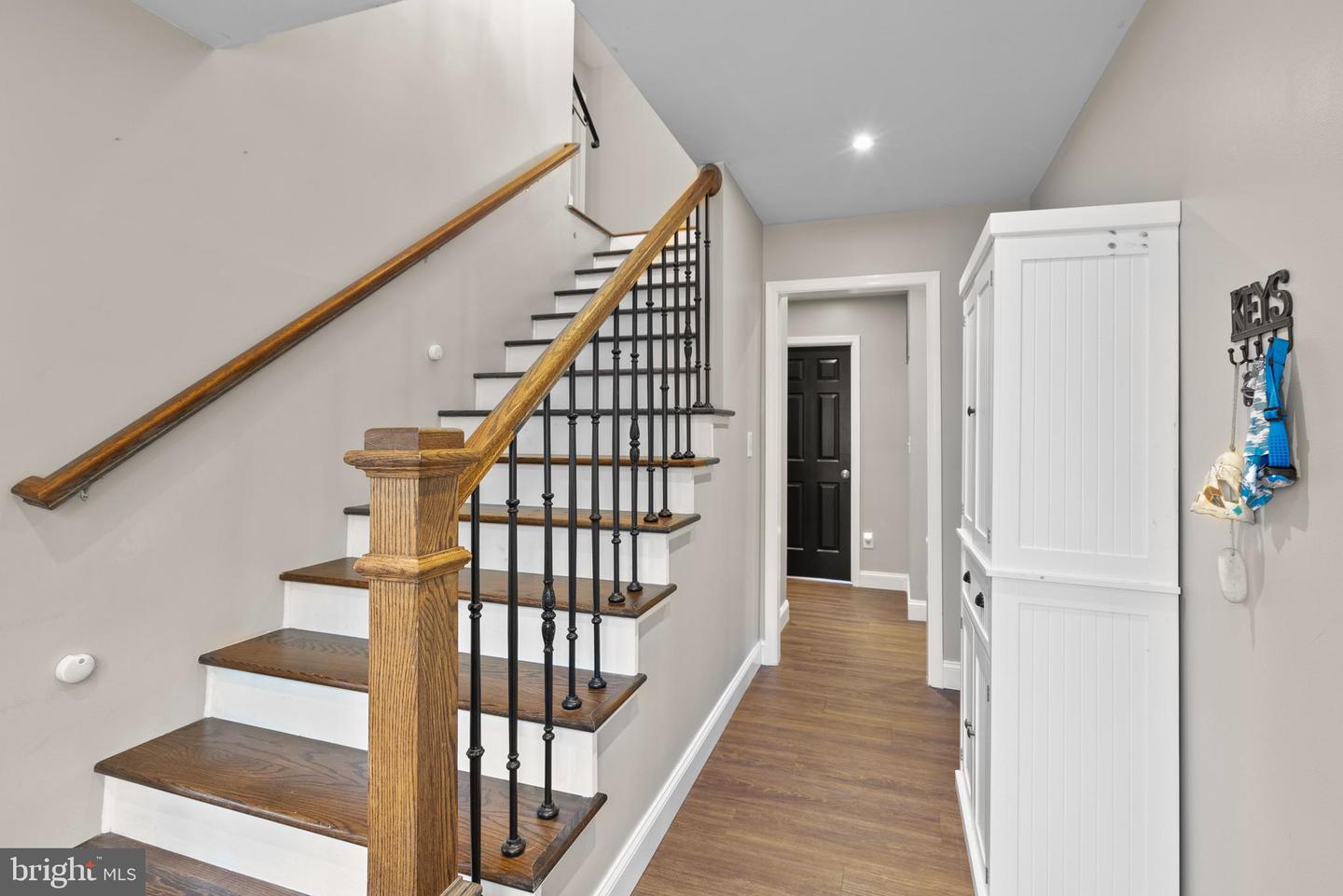 151 Autumn Ct Property Photo 8