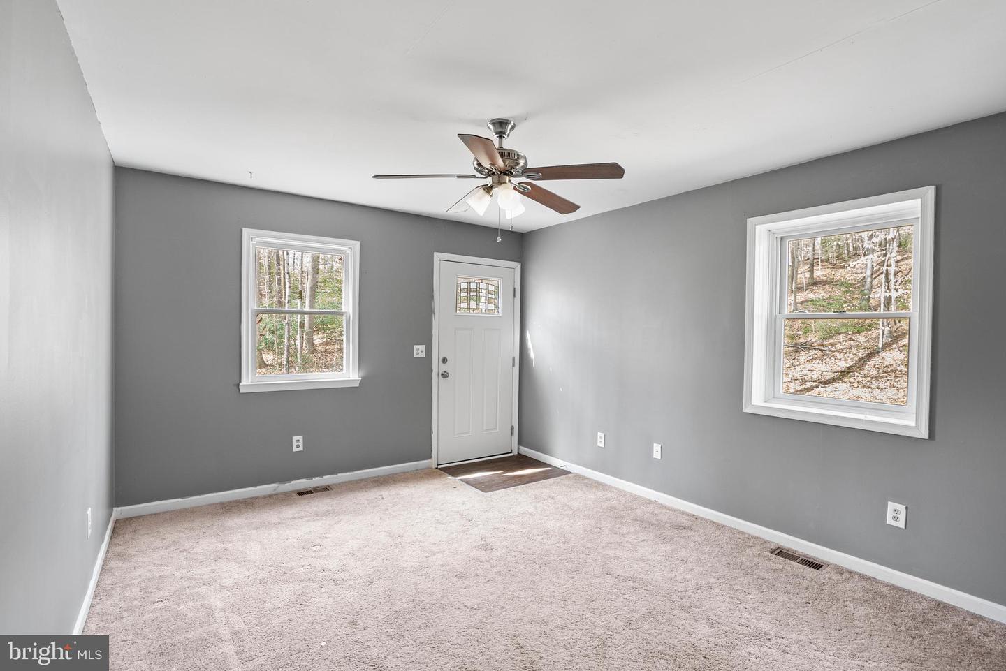 151 Autumn Ct Property Photo 75