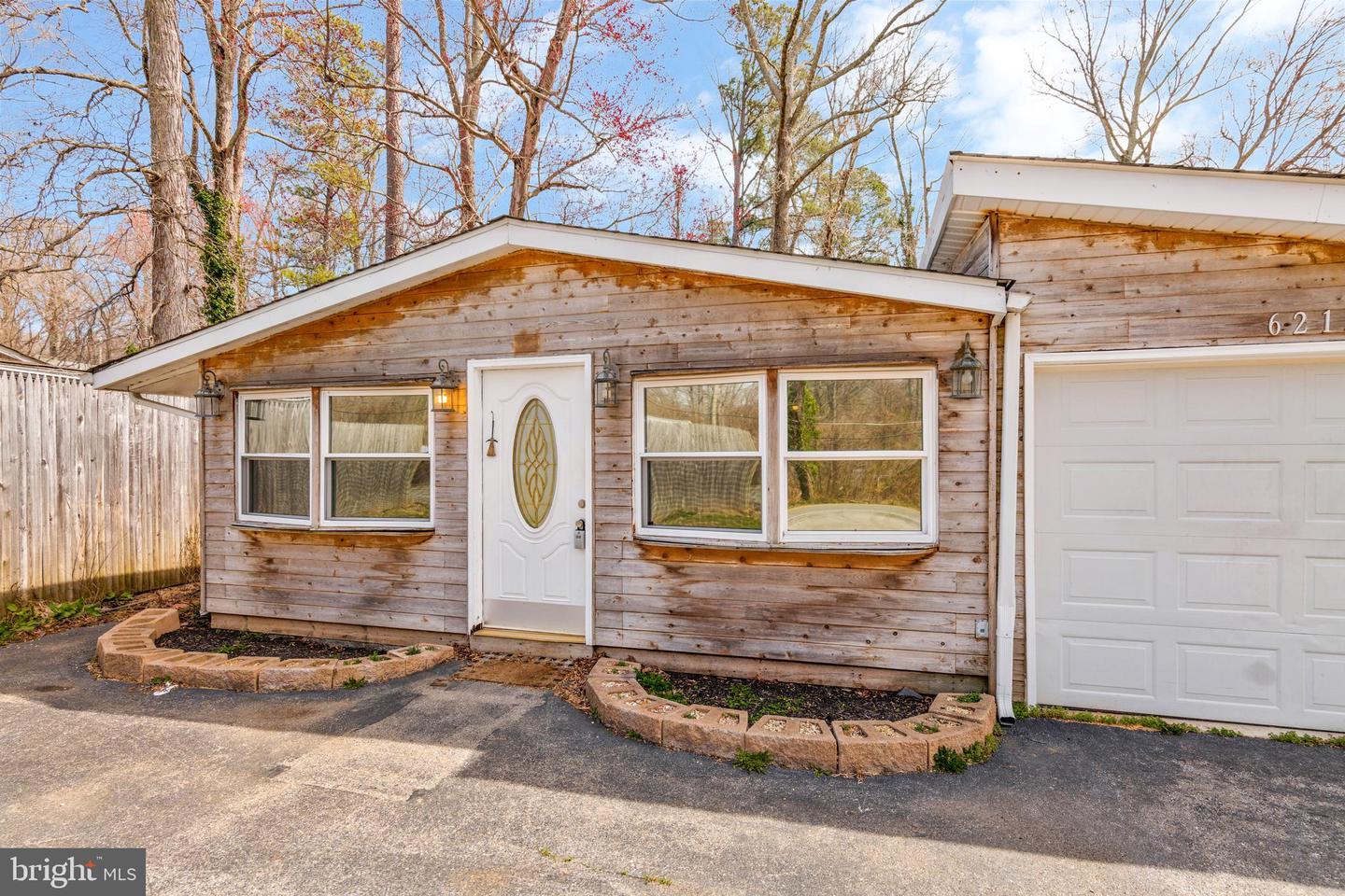 6215 Long Beach Dr Property Photo 4