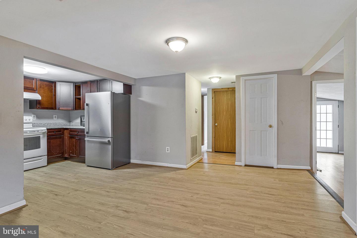 6215 Long Beach Dr Property Photo 15