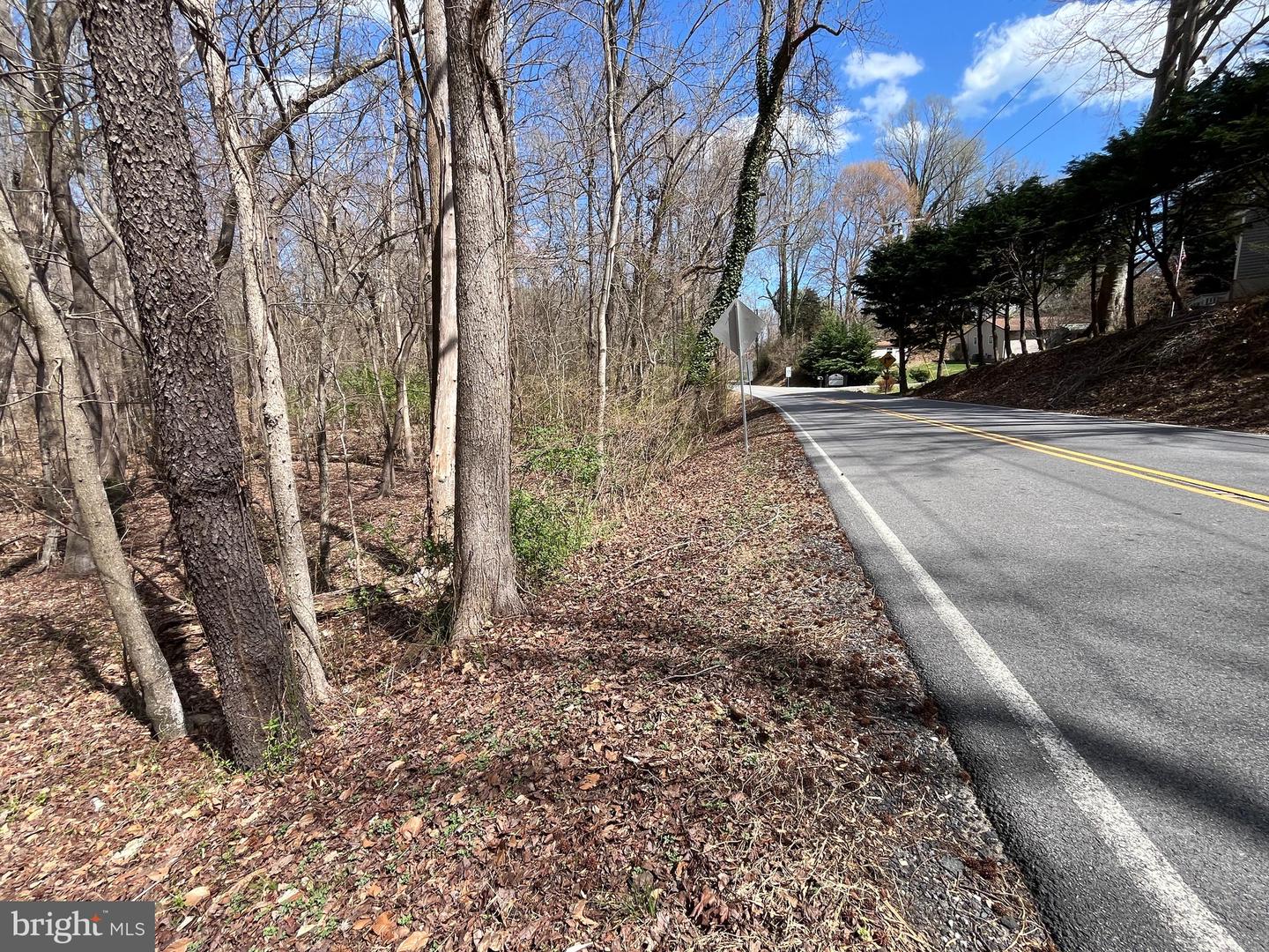 4850 Breezy Point Rd Property Photo 20