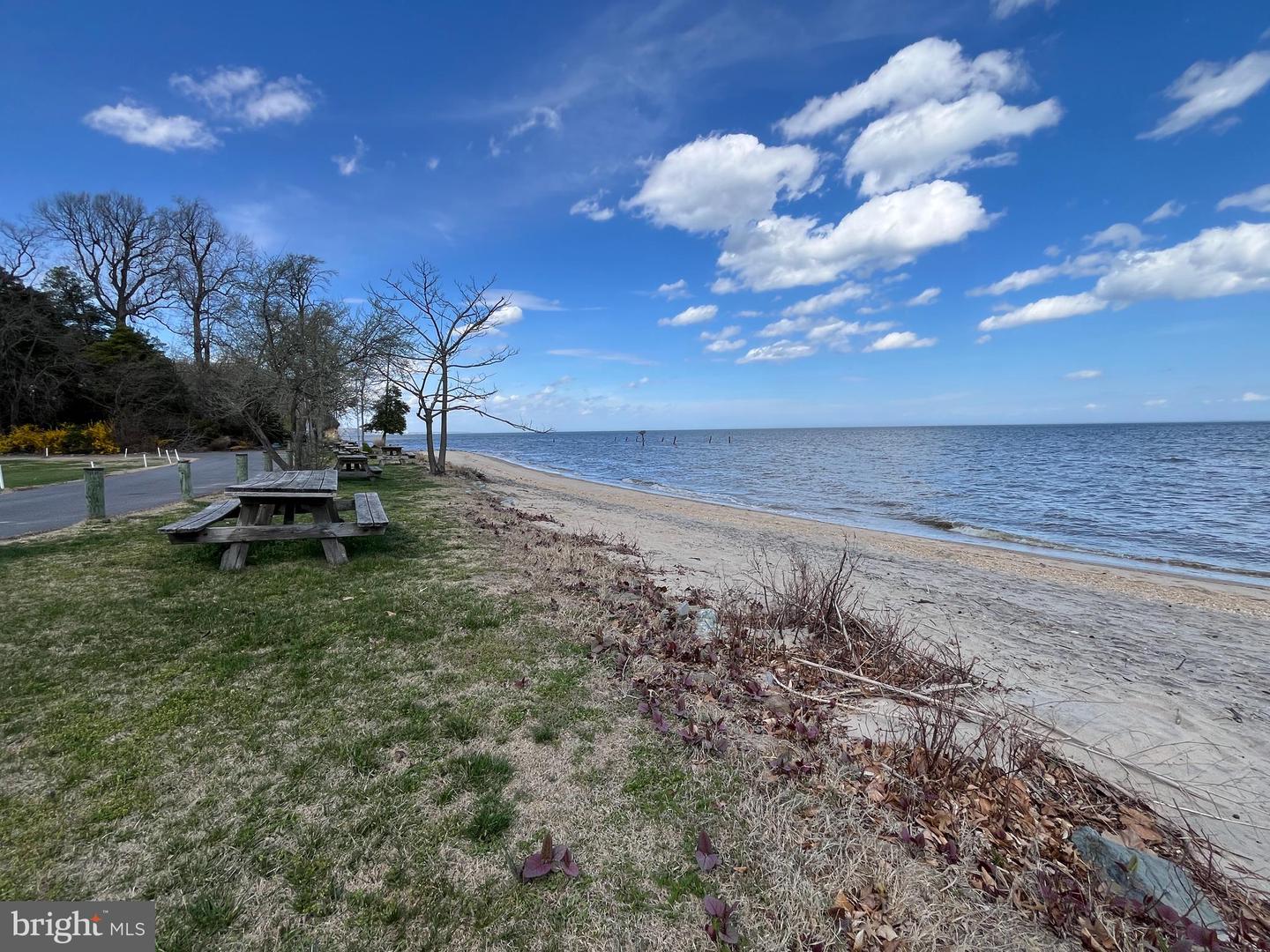 4850 Breezy Point Rd Property Photo 30