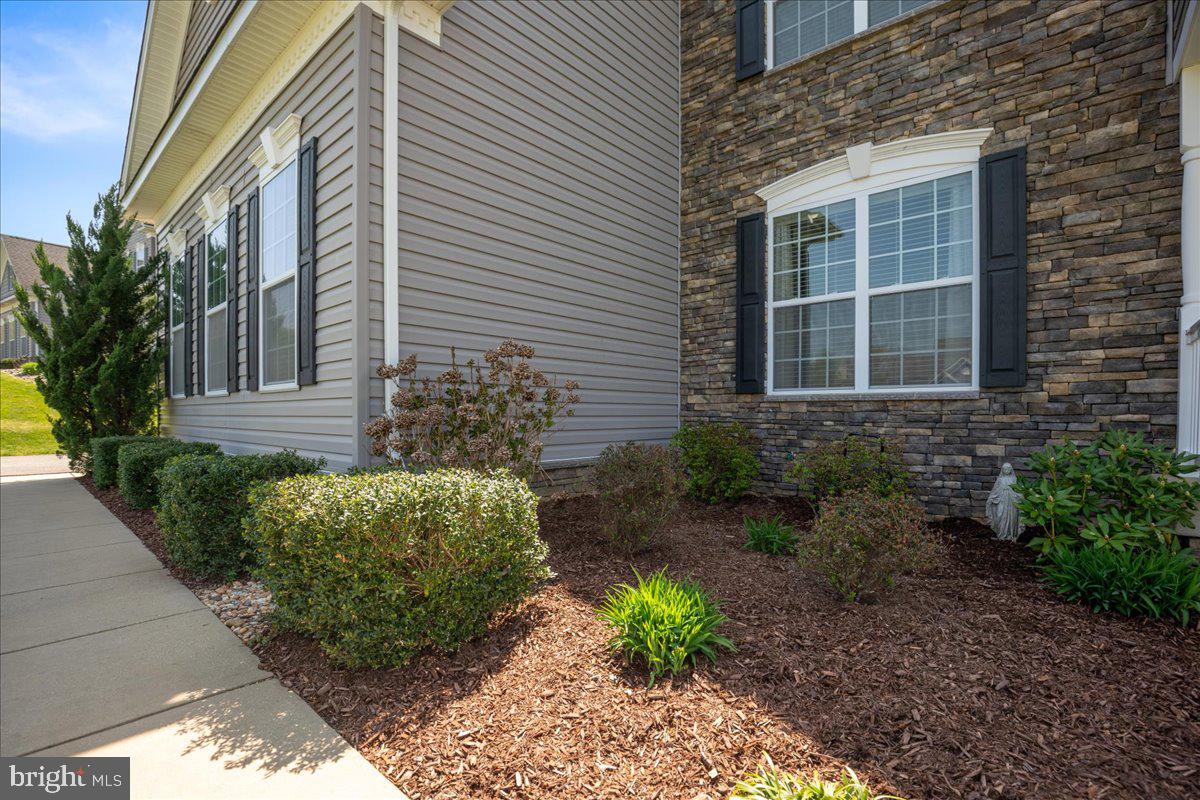 1230 Fairwood Dr Property Photo 6