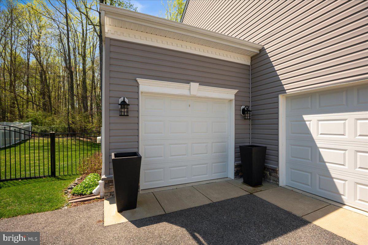 1230 Fairwood Dr Property Photo 105