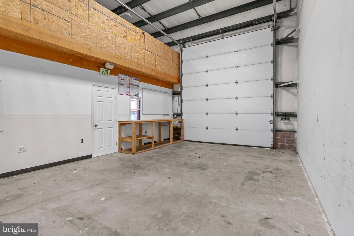 151 Schooner Ln #33 Property Photo 10