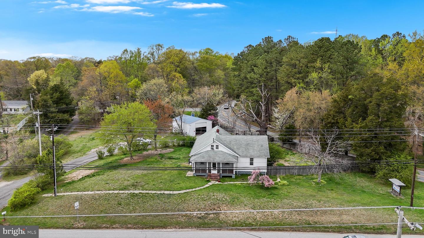 2465 Hallowing Point Rd Property Photo 1