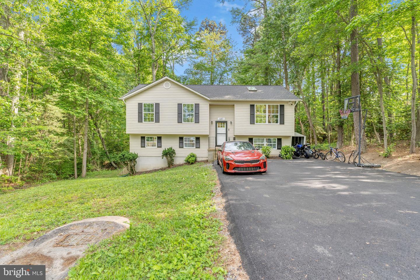687 White Rock Rd Property Photo 1