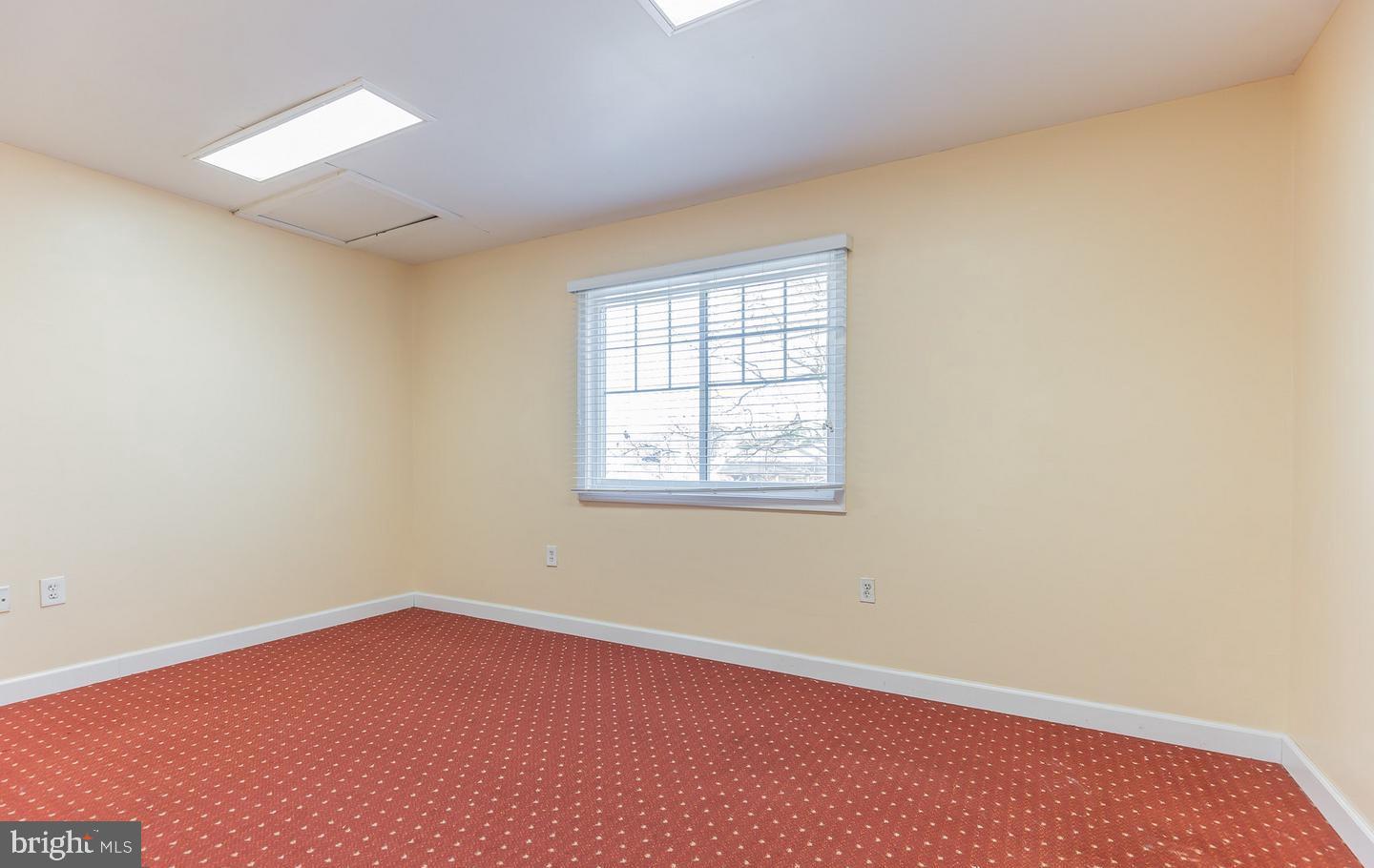 4865 Saint Leonard Rd Property Photo 9