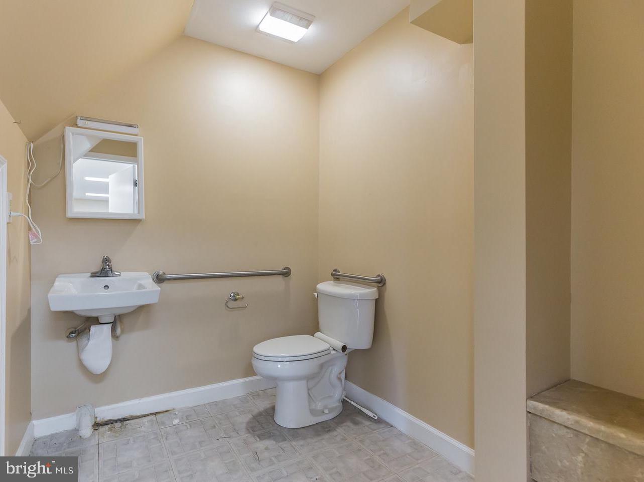 4865 Saint Leonard Rd Property Photo 15