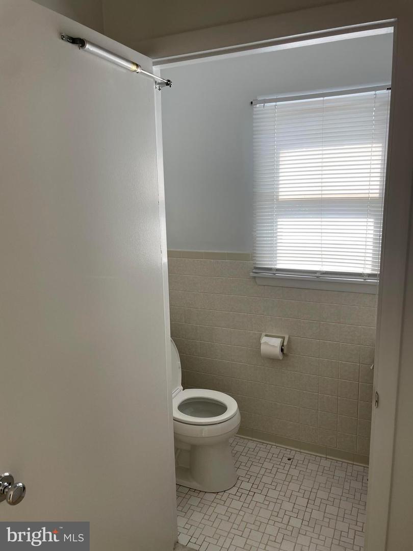 2555 Solomons Island Rd Property Photo 20