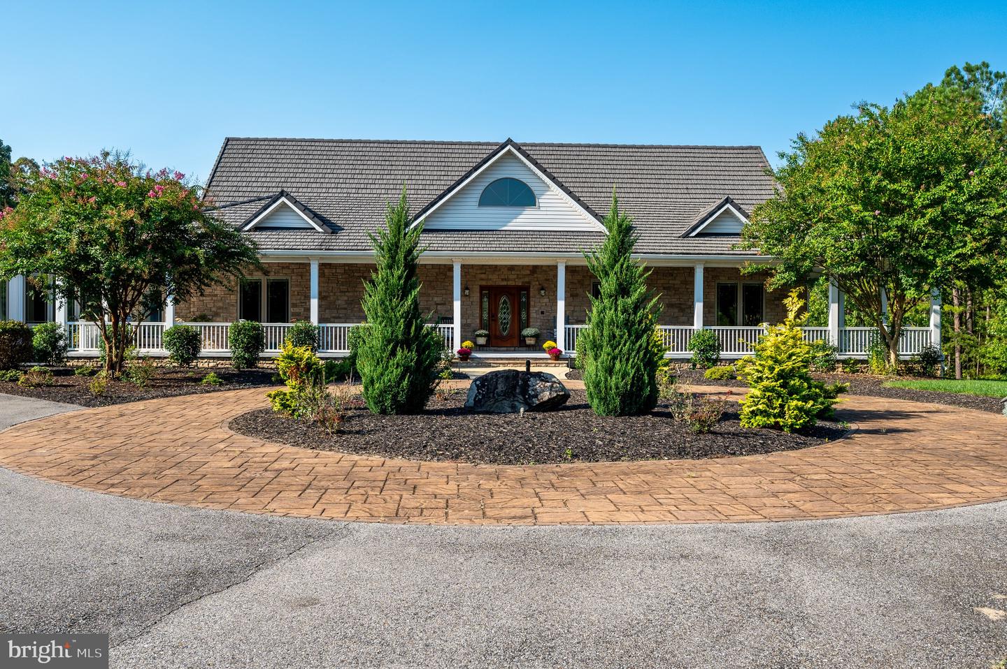 6675 Marshall Rd Property Photo 4