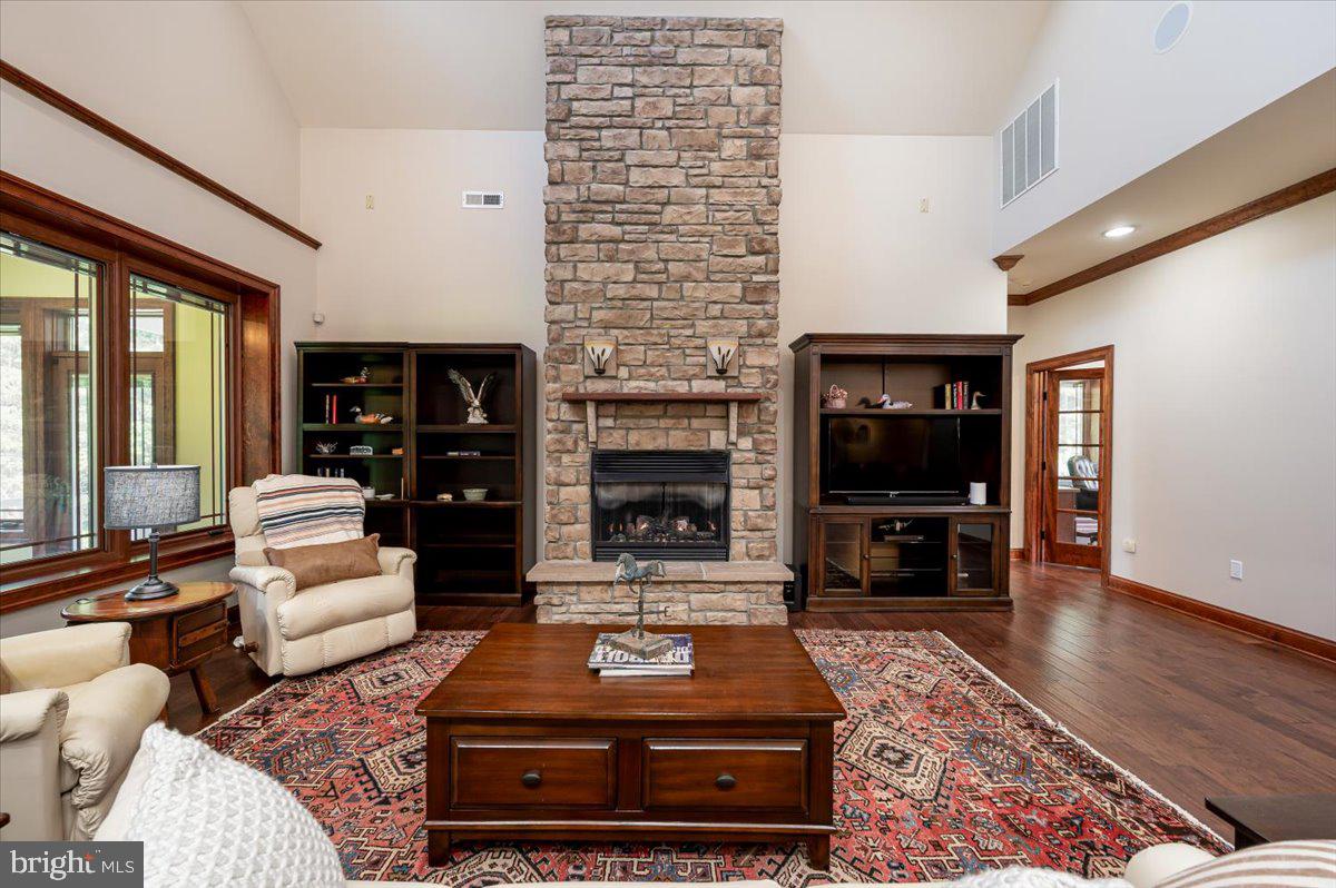 6675 Marshall Rd Property Photo 8