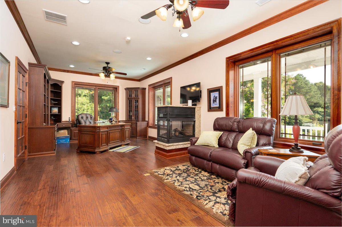 6675 Marshall Rd Property Photo 16