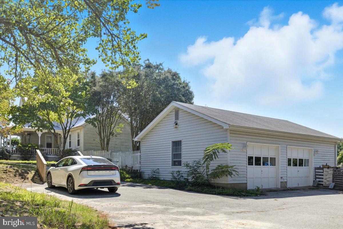 4110 Old Town Rd Property Photo 53