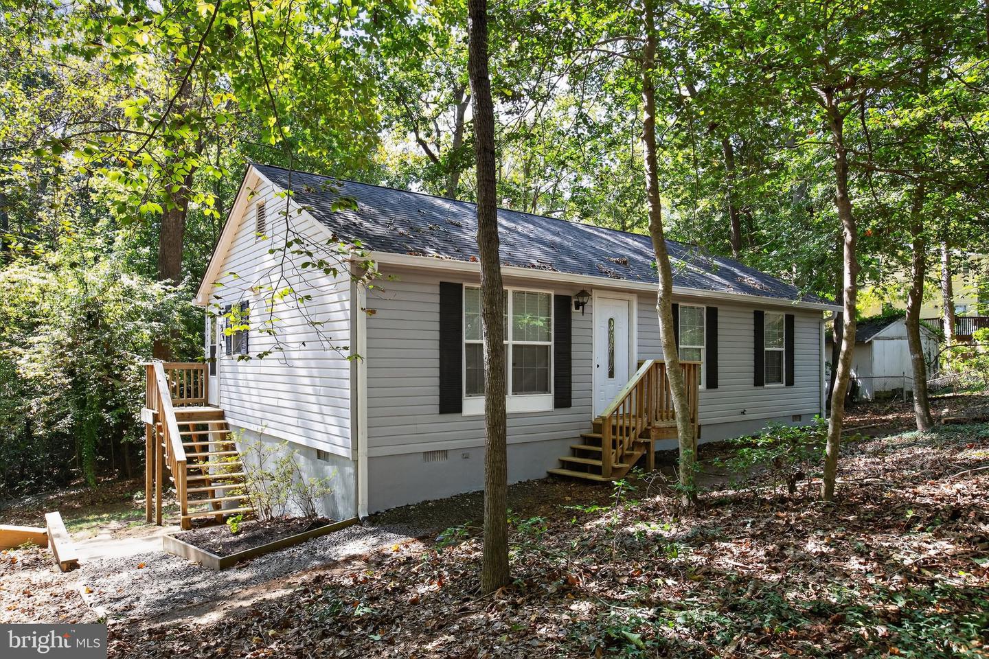 8449 Pine Blvd Property Photo 1