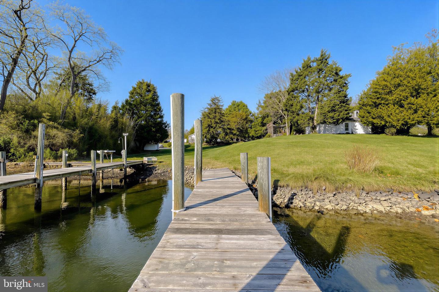 610 Rolling Hills Rd Property Photo 2