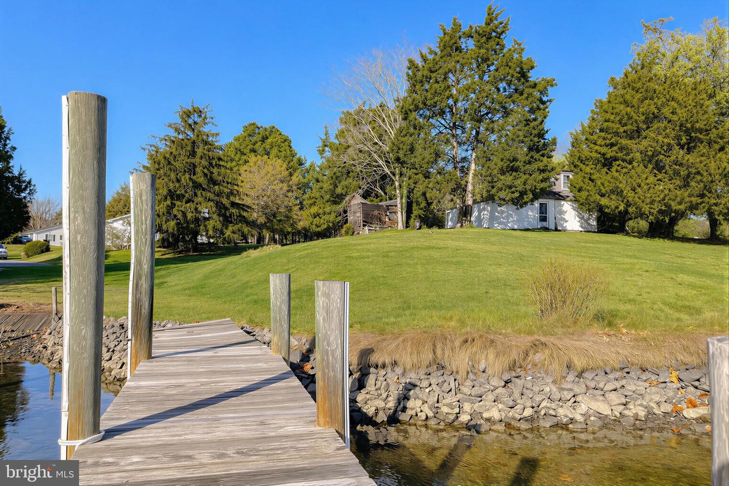 610 Rolling Hills Rd Property Photo 4