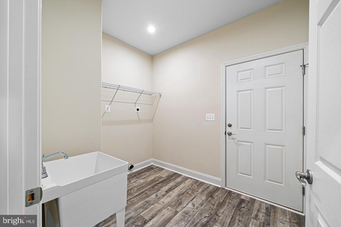 298 Cove Dr Property Photo 11