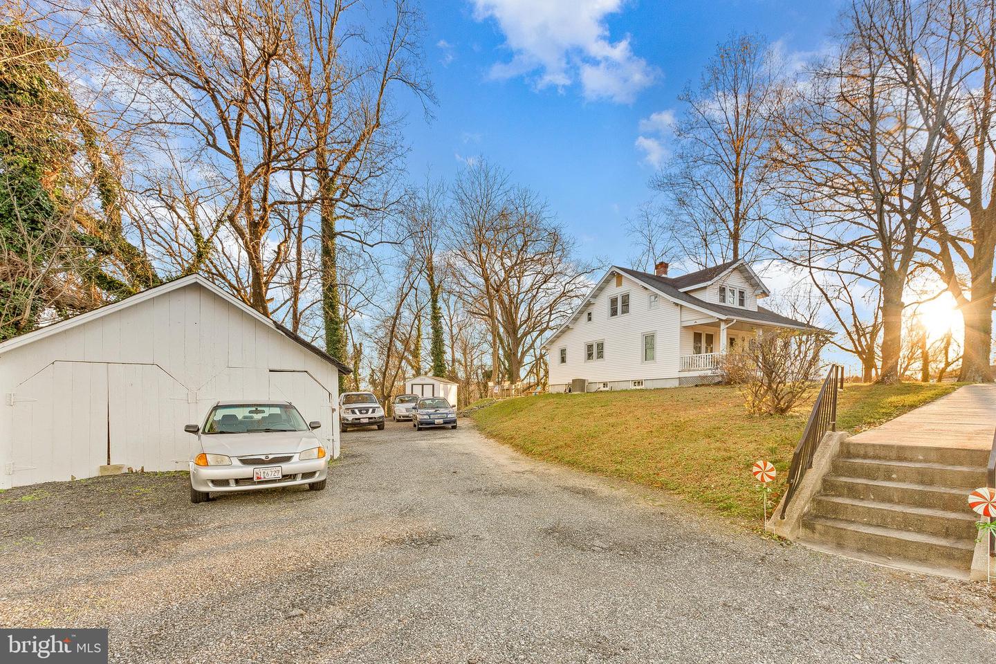 490 Hallowing Point Rd Property Photo 16