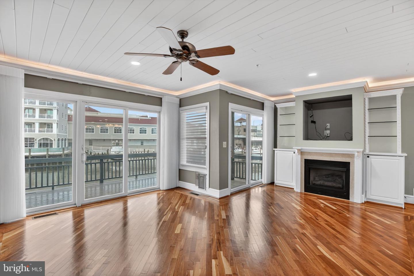 8054 Windward Key Drive Property Photo 9