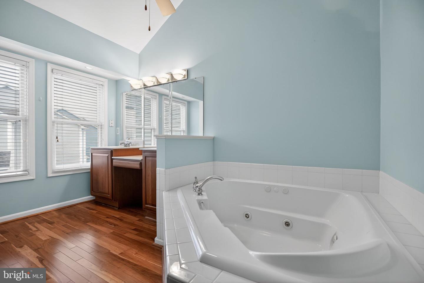 8054 Windward Key Drive Property Photo 15