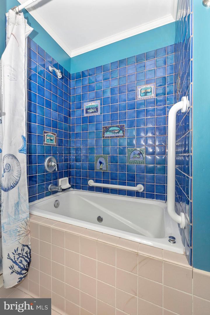 12124 Palisades Dr Property Photo 39