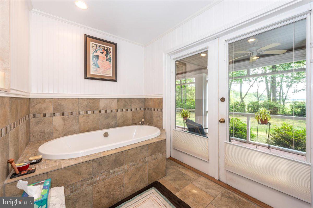 12124 Palisades Dr Property Photo 74