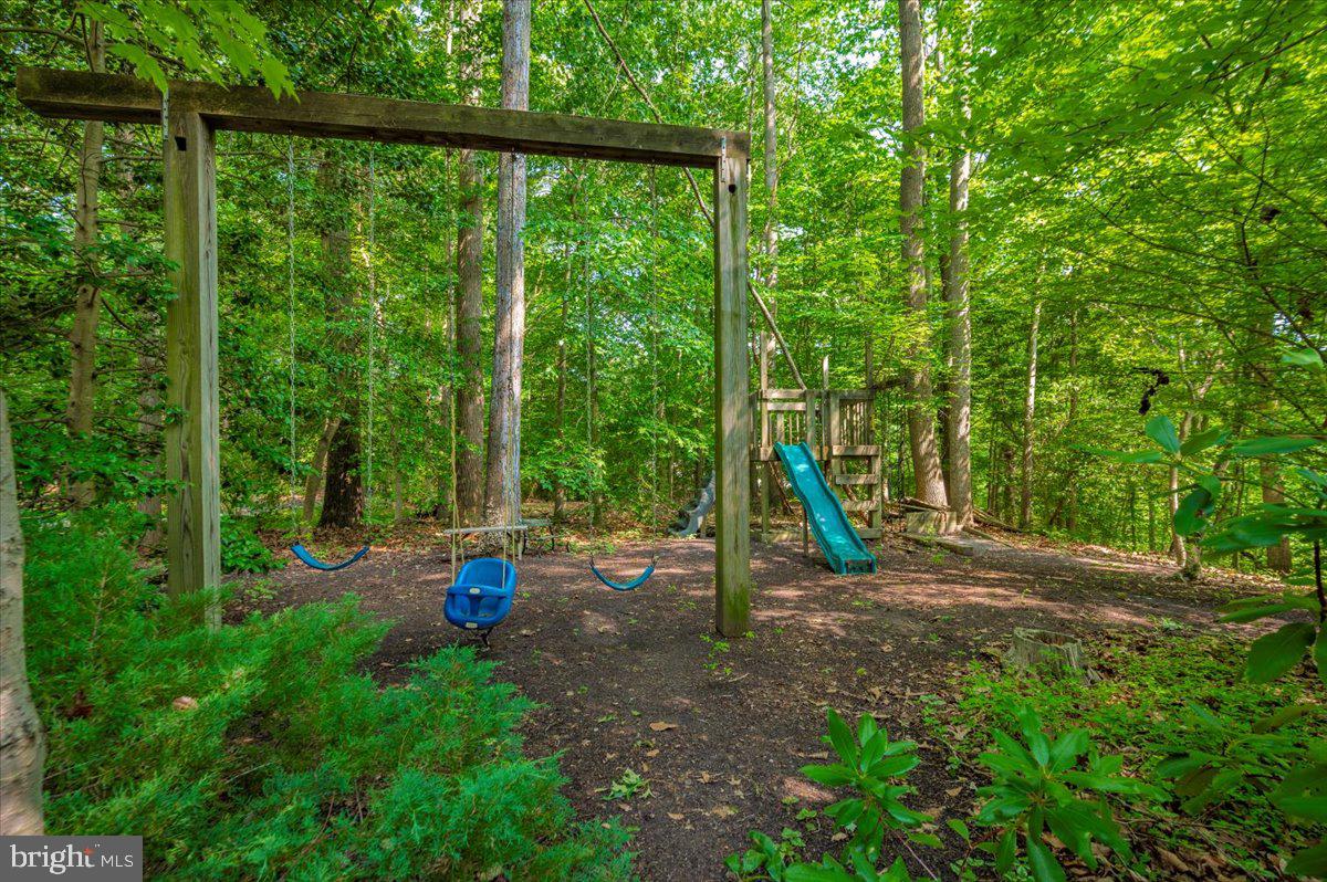 12124 Palisades Dr Property Photo 89
