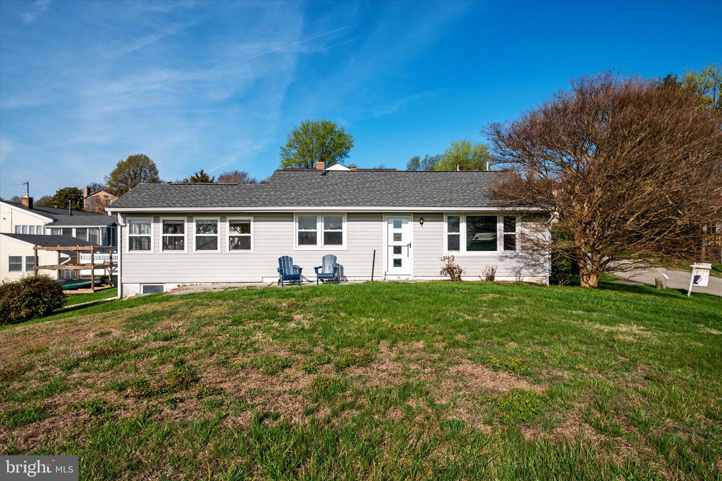 5115 Bay Pkwy Property Photo 7