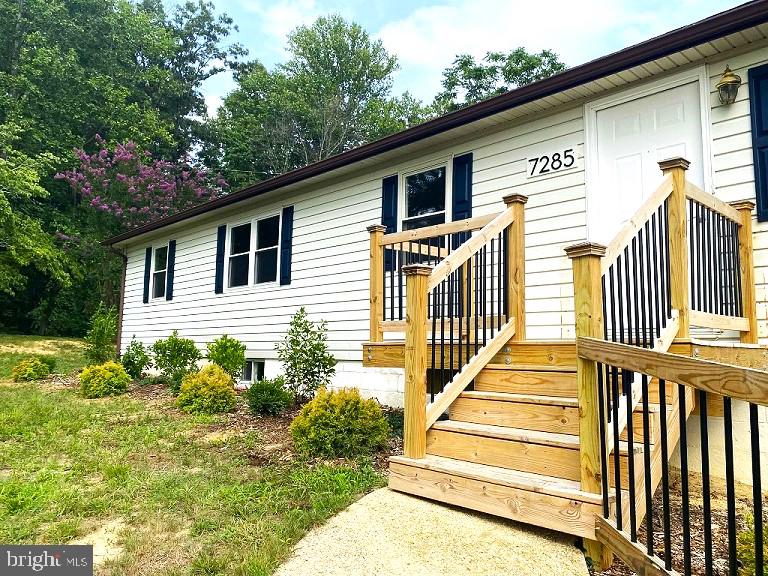 7285 Clyde Jones Rd Property Photo 3