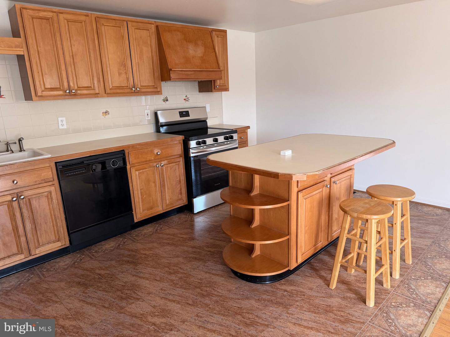7285 Clyde Jones Rd Property Photo 12