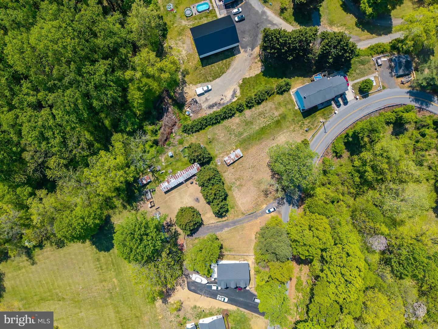 735 Claggett Rd Property Photo 2