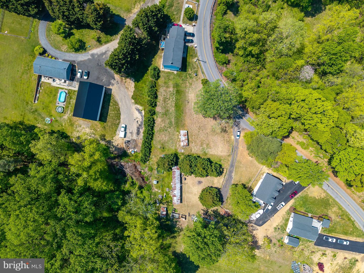 735 Claggett Rd Property Photo 3